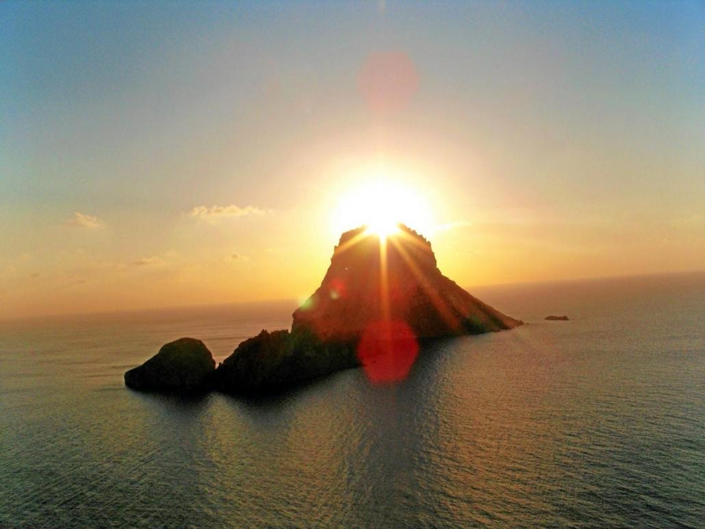 YOGA MINDFULNESS IBIZA GROEI IN ZELFLIEFDE, ZINGEVING EN GELUK