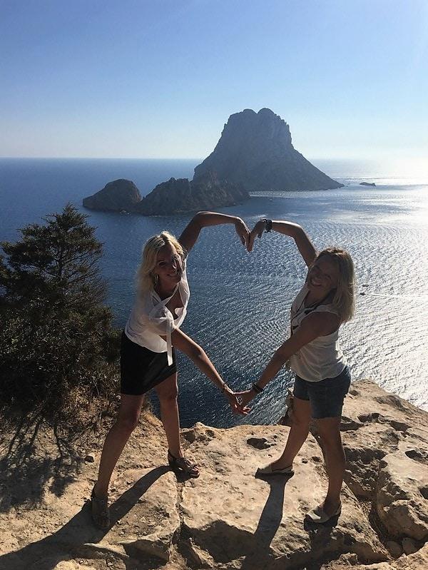 YOGA MINDFULNESS IBIZA GROEI IN ZELFLIEFDE, ZINGEVING EN GELUK