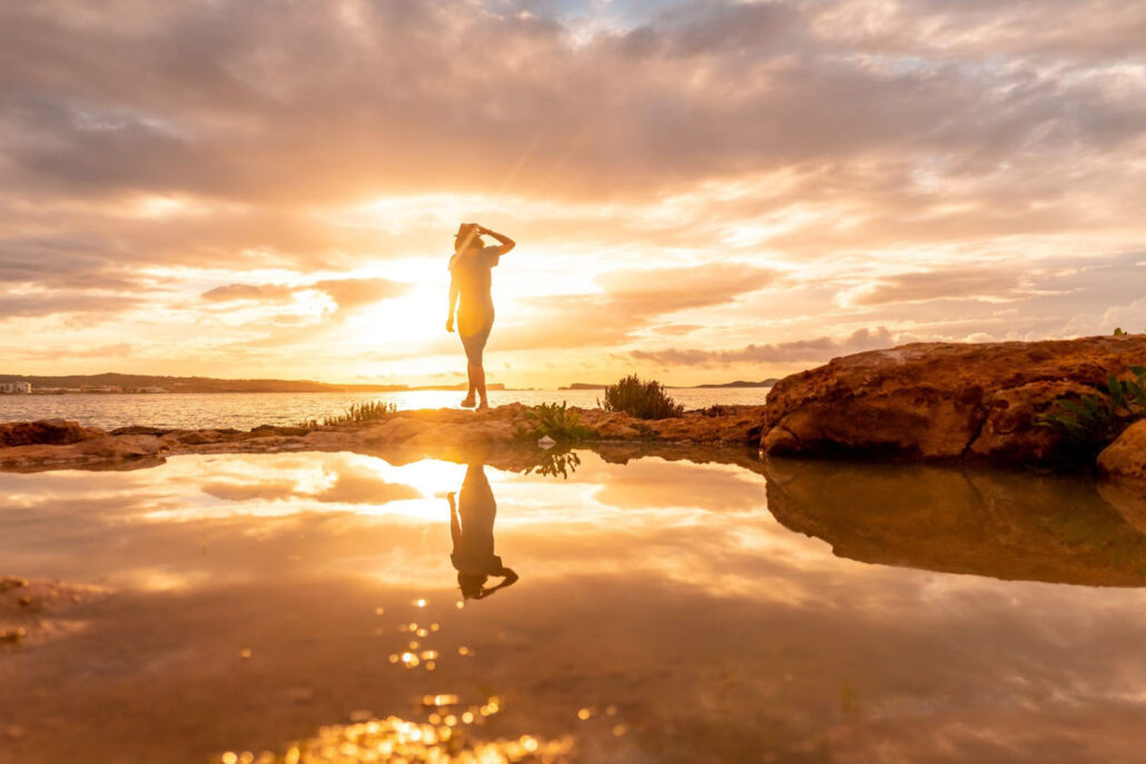 YOGA MINDFULNESS IBIZA GROEI IN ZELFLIEFDE, ZINGEVING EN GELUK