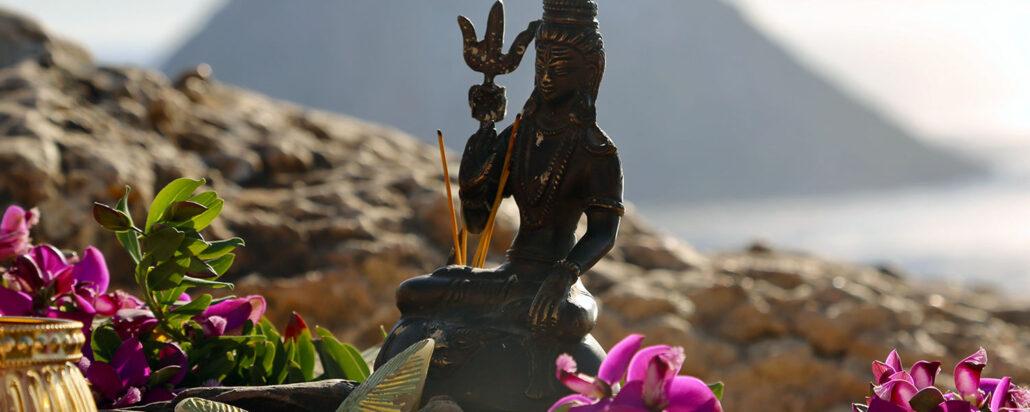 YOGA MINDFULNESS IBIZA GROEI IN ZELFLIEFDE, ZINGEVING EN GELUK