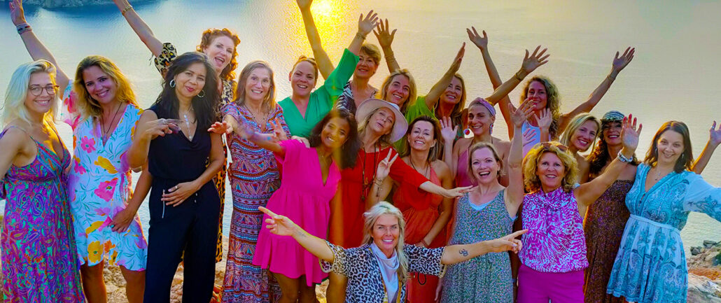 YOGA MINDFULNESS IBIZA GROEI IN ZELFLIEFDE, ZINGEVING EN GELUK