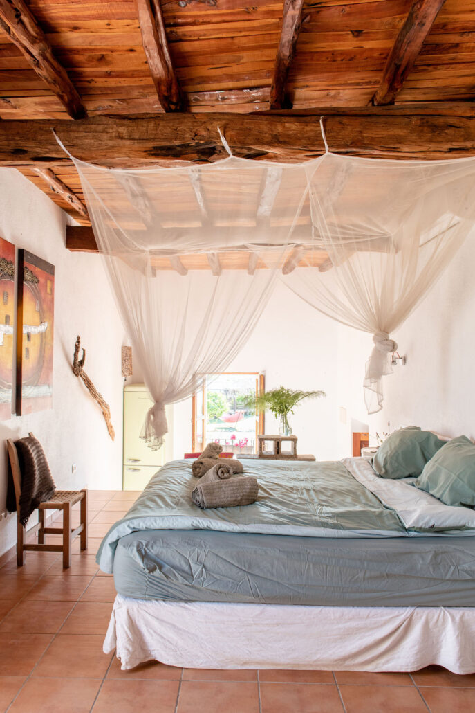 YOGA MINDFULNESS IBIZA GROEI IN ZELFLIEFDE, ZINGEVING EN GELUK