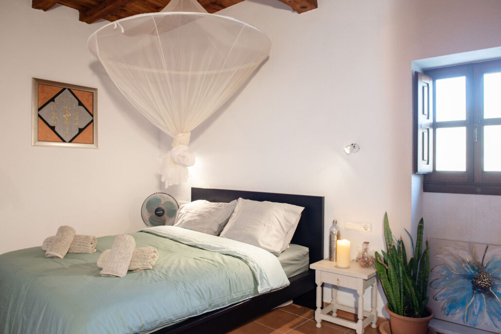 YOGA MINDFULNESS IBIZA GROEI IN ZELFLIEFDE, ZINGEVING EN GELUK