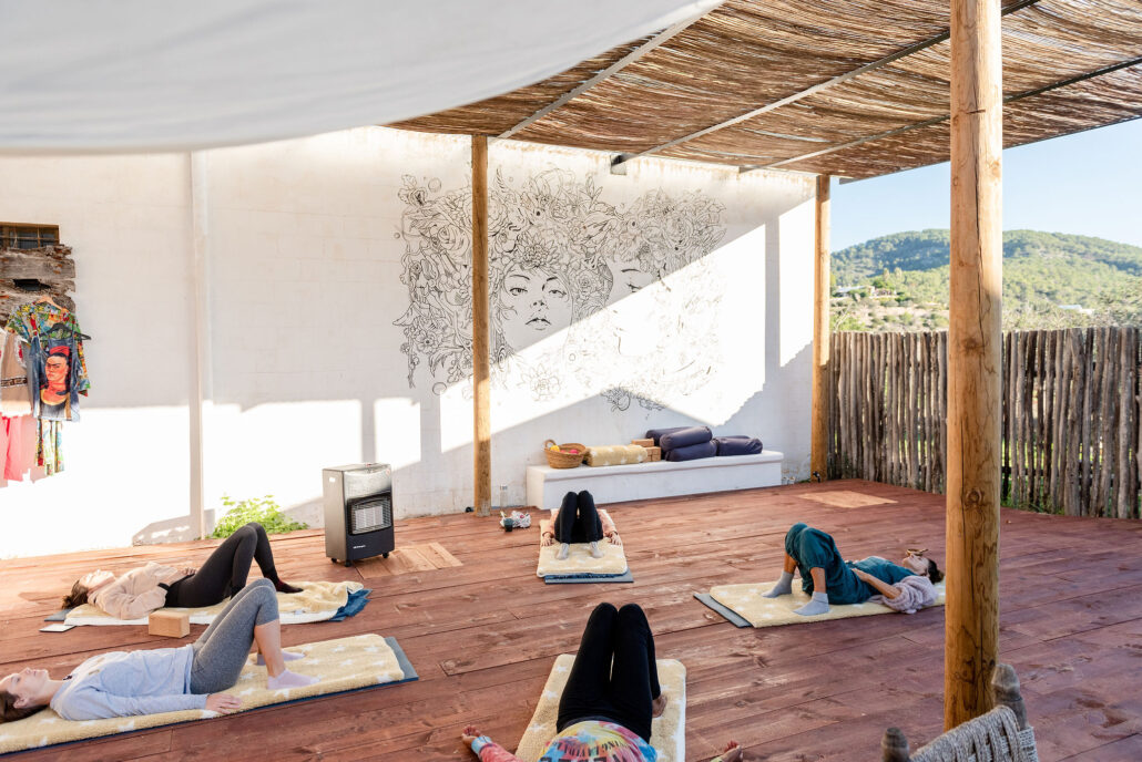 YOGA MINDFULNESS IBIZA GROEI IN ZELFLIEFDE, ZINGEVING EN GELUK
