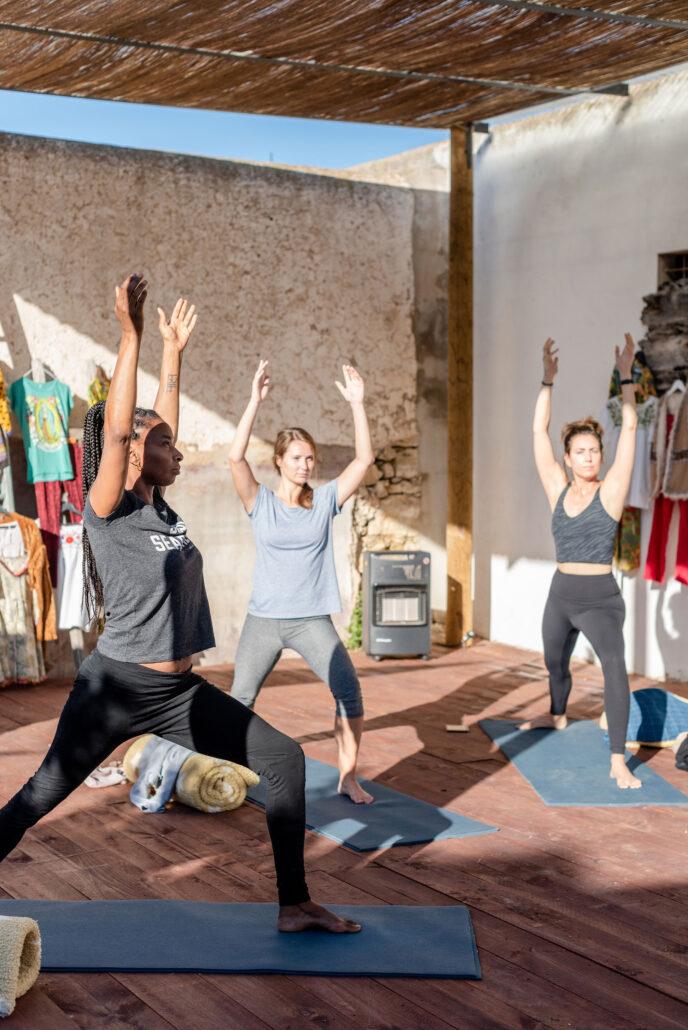 YOGA MINDFULNESS IBIZA GROEI IN ZELFLIEFDE, ZINGEVING EN GELUK