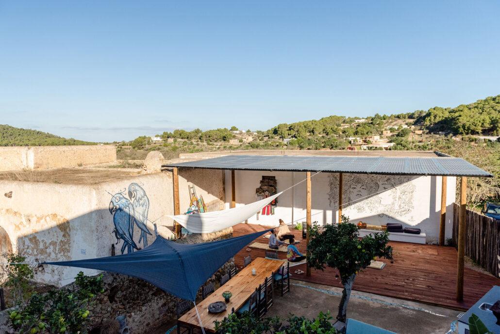 YOGA MINDFULNESS IBIZA GROEI IN ZELFLIEFDE, ZINGEVING EN GELUK