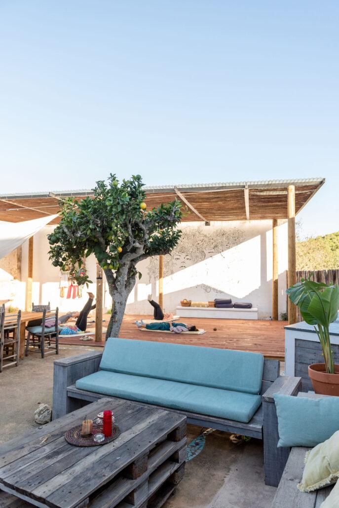 YOGA MINDFULNESS IBIZA GROEI IN ZELFLIEFDE, ZINGEVING EN GELUK