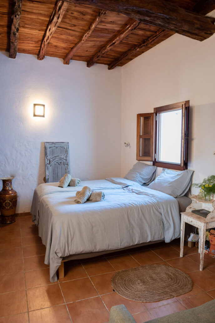 YOGA MINDFULNESS IBIZA GROEI IN ZELFLIEFDE, ZINGEVING EN GELUK