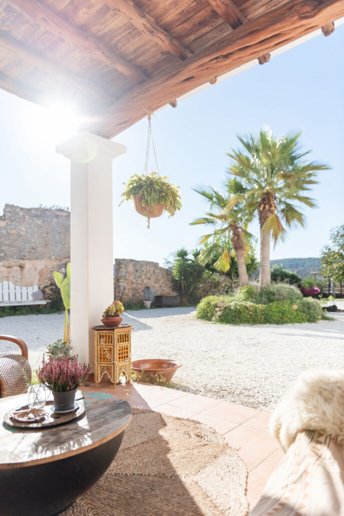 YOGA MINDFULNESS IBIZA GROEI IN ZELFLIEFDE, ZINGEVING EN GELUK