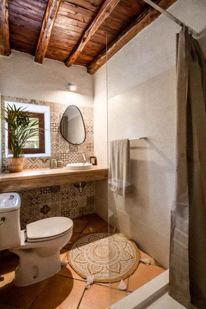 YOGA MINDFULNESS IBIZA GROEI IN ZELFLIEFDE, ZINGEVING EN GELUK