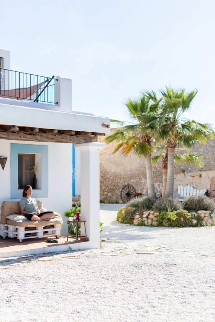 YOGA MINDFULNESS IBIZA GROEI IN ZELFLIEFDE, ZINGEVING EN GELUK