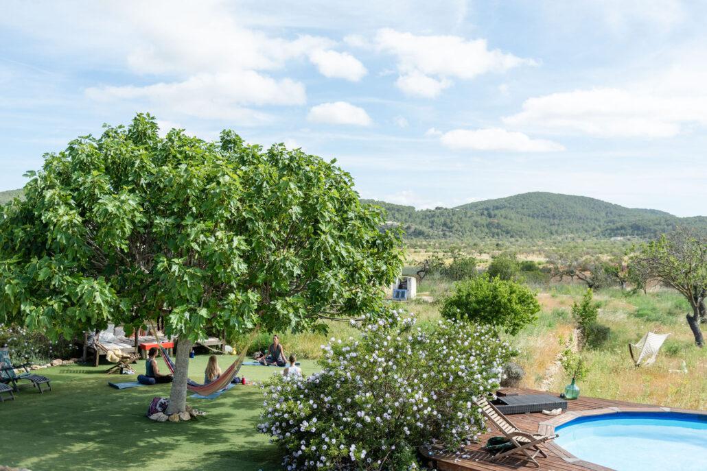 YOGA MINDFULNESS IBIZA GROEI IN ZELFLIEFDE, ZINGEVING EN GELUK