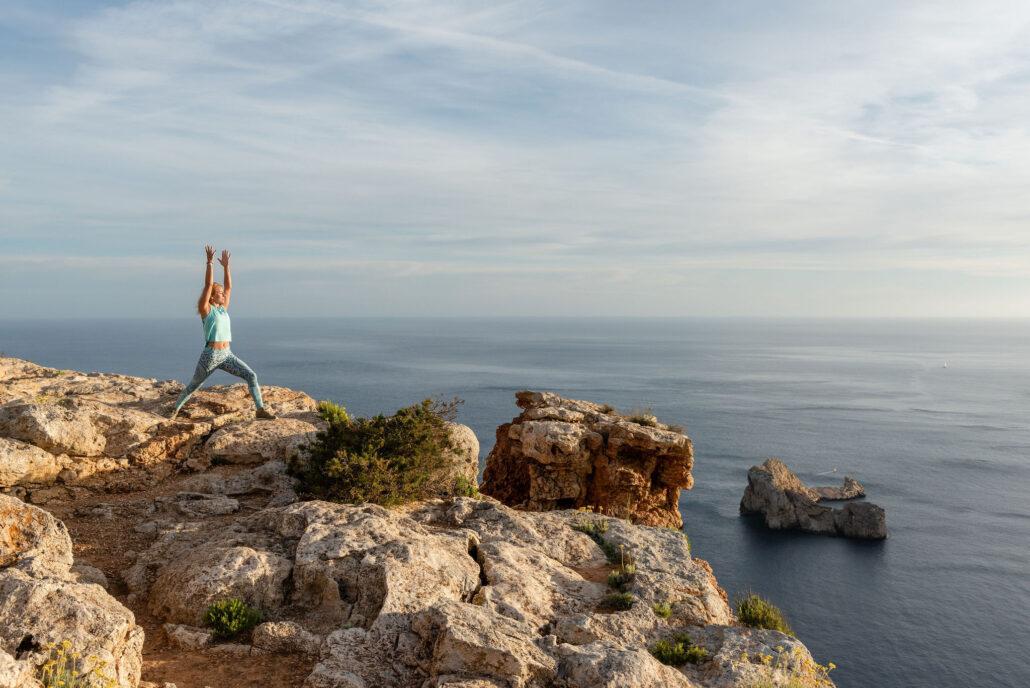 YOGA MINDFULNESS IBIZA GROEI IN ZELFLIEFDE, ZINGEVING EN GELUK