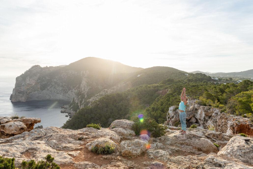 YOGA MINDFULNESS IBIZA GROEI IN ZELFLIEFDE, ZINGEVING EN GELUK