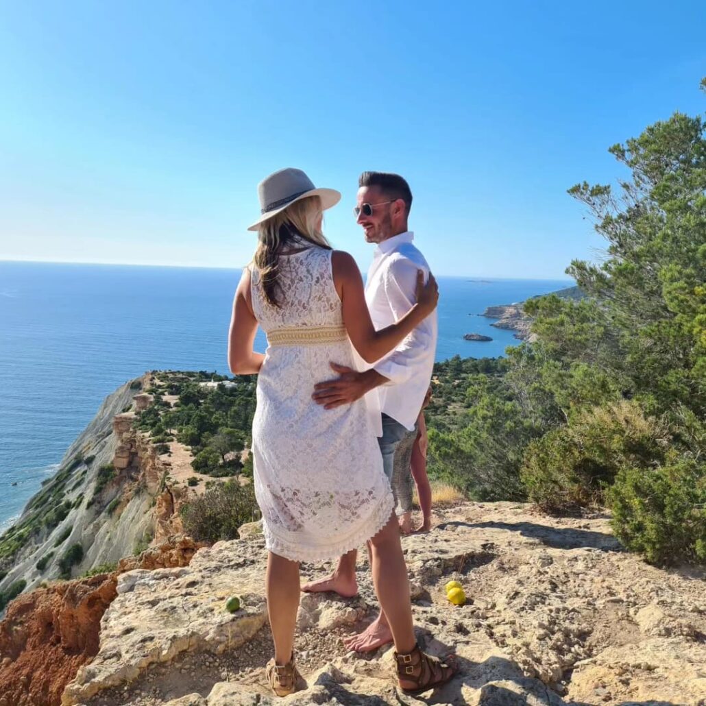 YOGA MINDFULNESS IBIZA GROEI IN ZELFLIEFDE, ZINGEVING EN GELUK